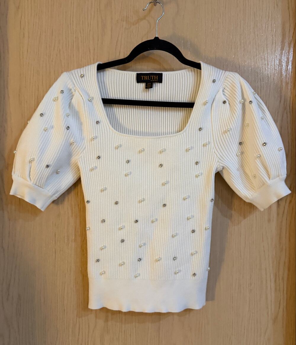 Truth by Republic Pearl Rhinestone Puff Sleeve Sweater Top Medium